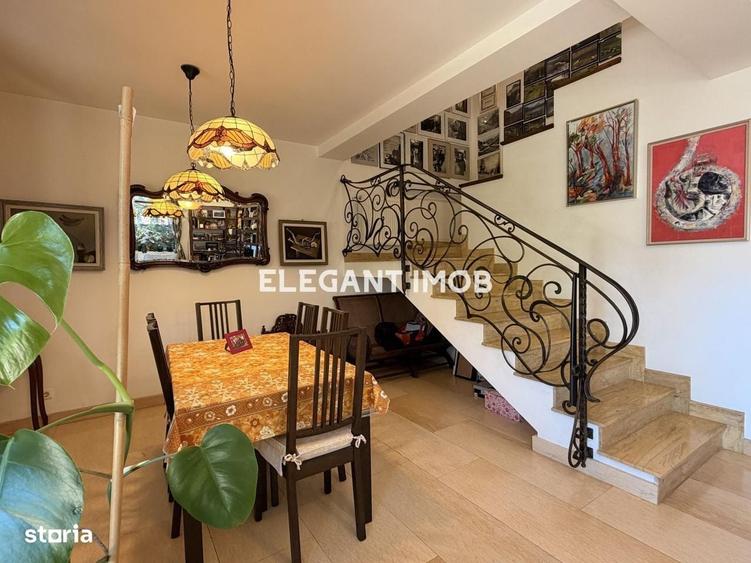 Casă cu 4 camere în Ostratu