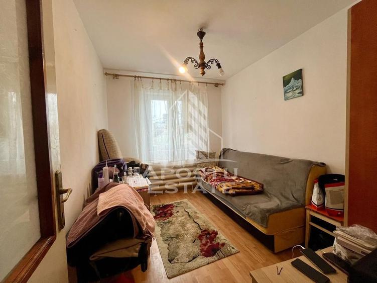 Apartament 2 camere,etaj 1,zona Complexul Studentesc - 2
