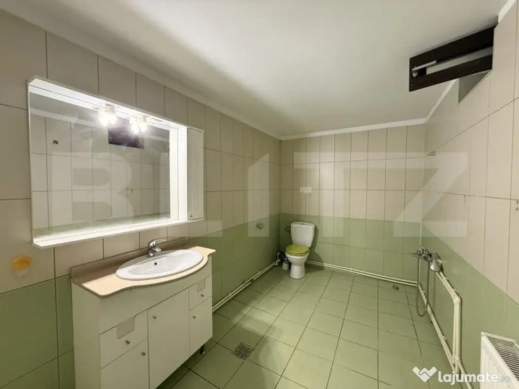 Spațiu comercial, de 225 mp, în 1 Mai