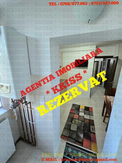 Apartament cu 3 camere decomandat în Bere