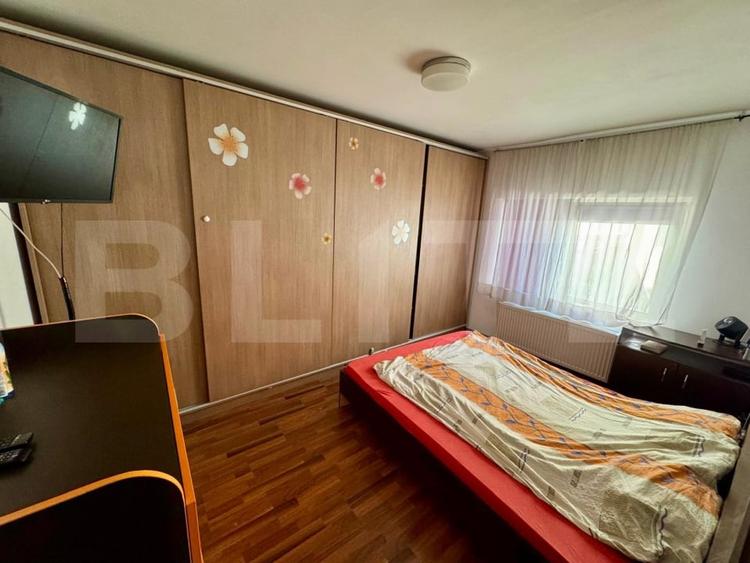 Apartament cu 2 camere semidecomandat, mobilat în Florești