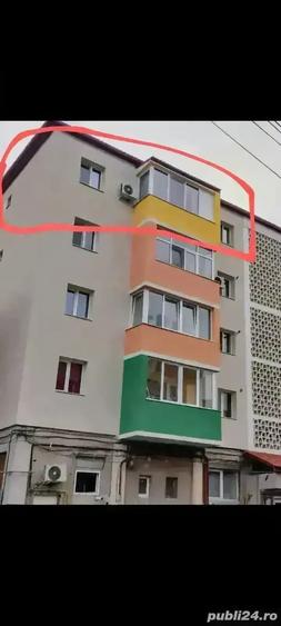 Apartament cu 2 camere semidecomandat în Cetate
