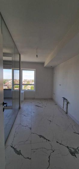 Apartament cu 2 camere decomandat în Jiului