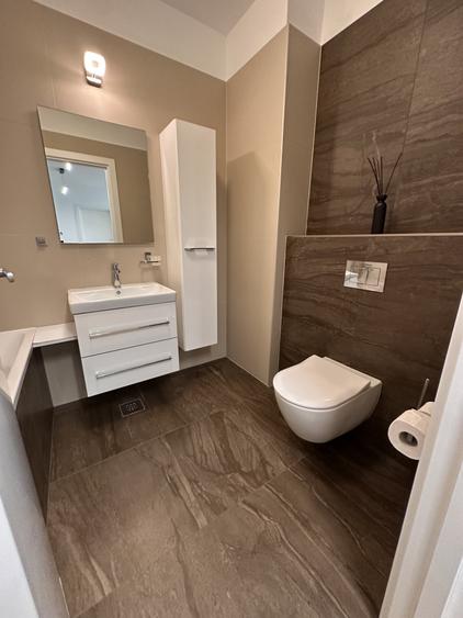 Apartament cu 2 camere semidecomandat, mobilat în Băneasa