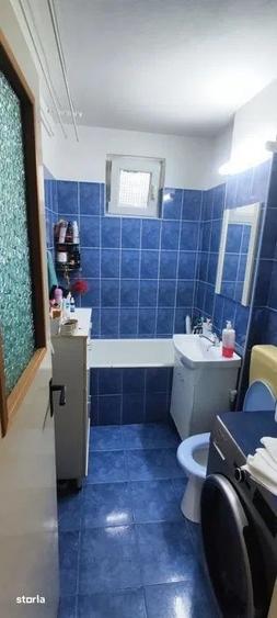 Apartament cu 4 camere decomandat în Dâmbu Pietros