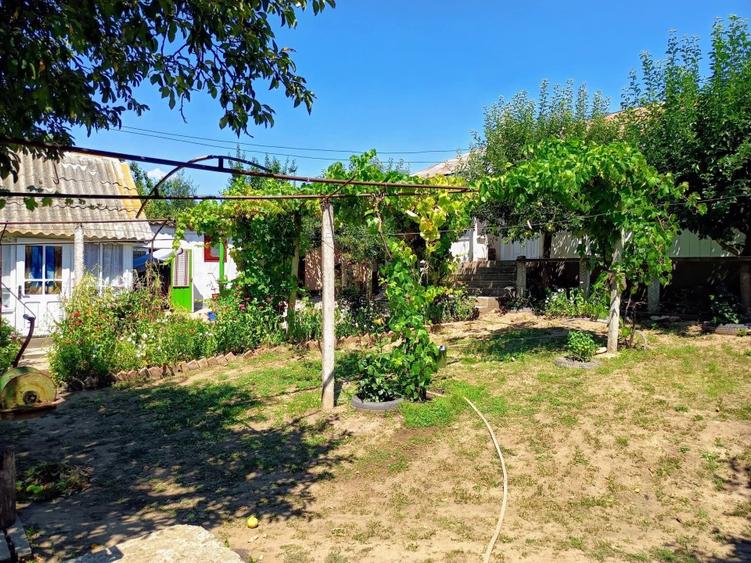 Casă individuală cu 5 camere cu Teren 3116 Mp în Valea lui Darie