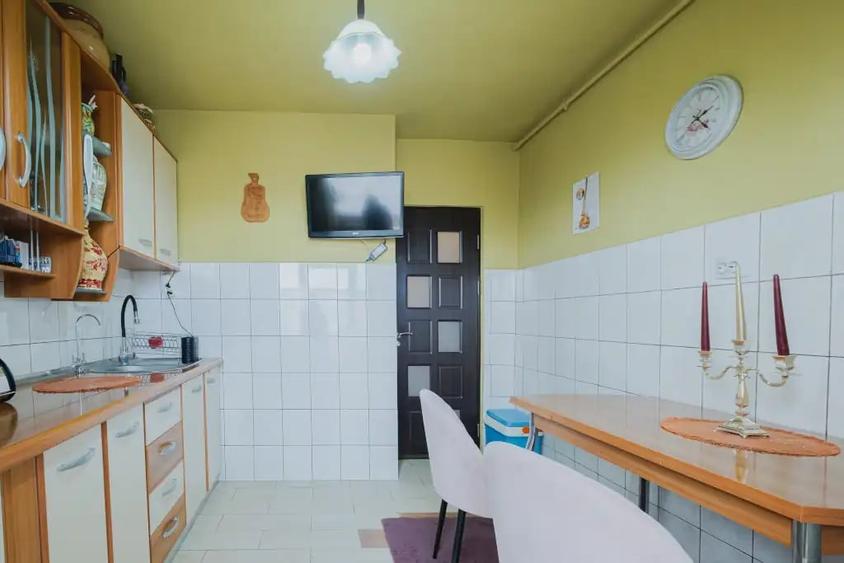 Apartament cu 3 camere decomandat în Inel II