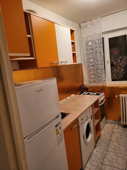 Apartament cu 2 camere semidecomandat în Exterior Vest