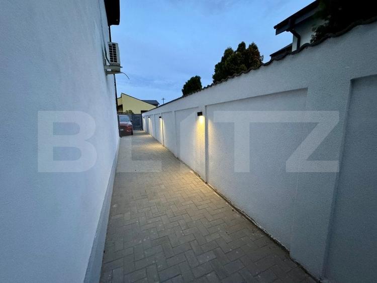 Apartament cu 3 camere decomandat, mobilat în Cârcea