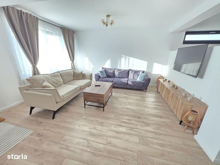 Casă cu 4 camere cu Teren 440 Mp în Central