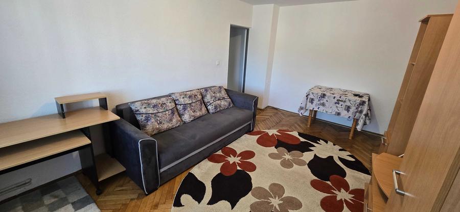 Apartament cu 2 camere decomandat în Tătărași