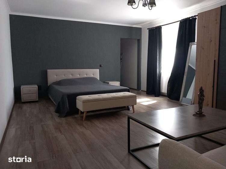 Casă cu 4 camere cu Teren 585 Mp în Smârdan