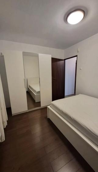 Apartament cu 3 camere, mobilat în Apusului
