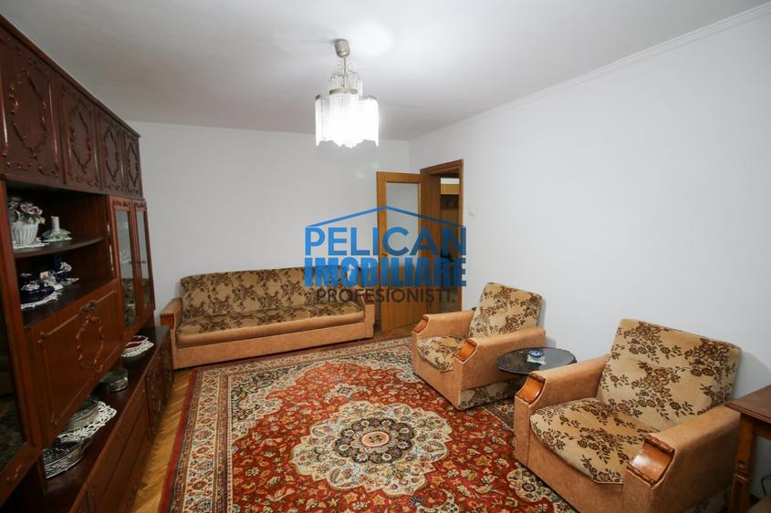 Apartament cu 3 camere decomandat, mobilat în Central
