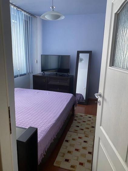 Apartament cu 3 camere semidecomandat, mobilat în Gara