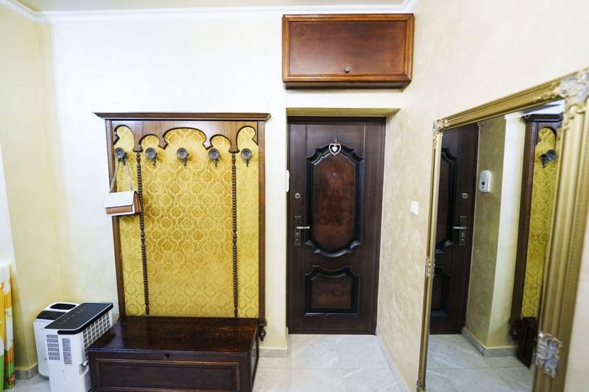 Apartament cu 2 camere semidecomandat, mobilat în Brazda lui Novac