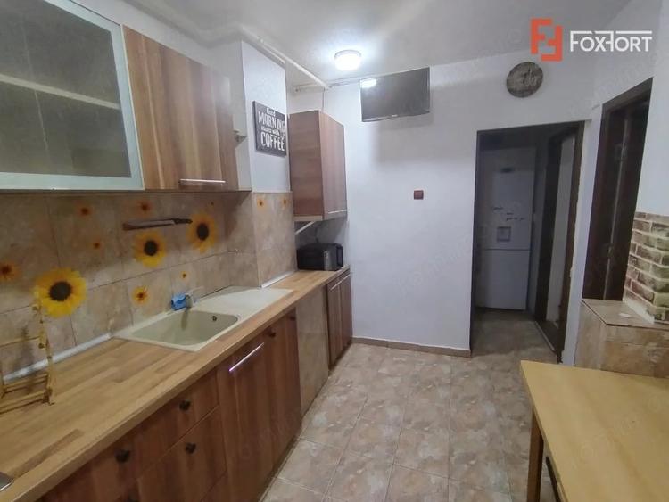 Apartament cu 2 camere decomandat în Dâmbovița