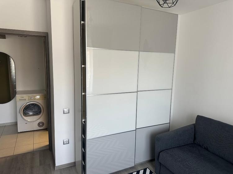 Apartament cu 2 camere decomandat, mobilat în 7 Noiembrie