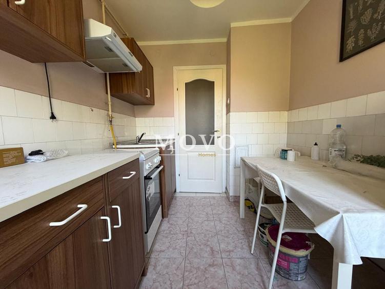 Apartament cu 2 camere semidecomandat, mobilat în Tipografilor