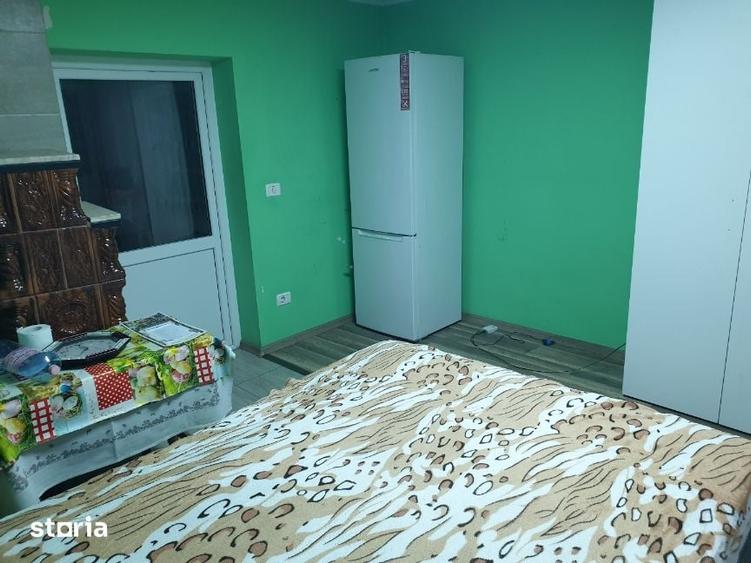 Casă cu 3 camere cu Teren 907 Mp în Popricani