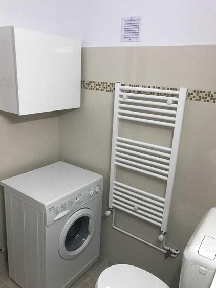 Garsonieră decomandată în Cantacuzino
