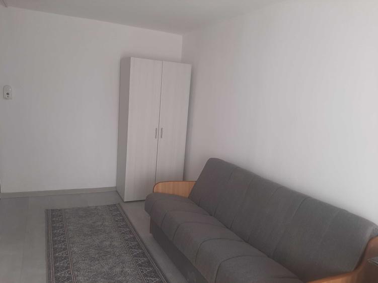 Garsonieră decomandată în Mărăței