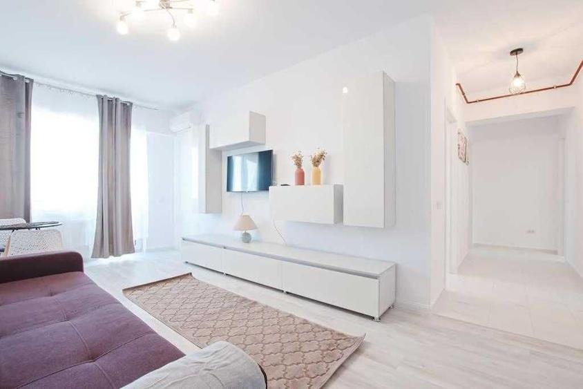 Inchiriez apartament 2 camere zona Nicolina 2, mobilat, utilat - 1