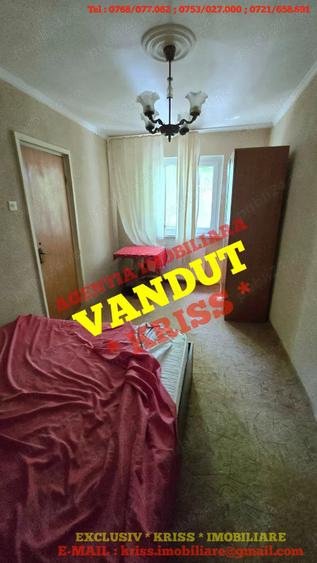 Apartament cu 3 camere semidecomandat în Trivale