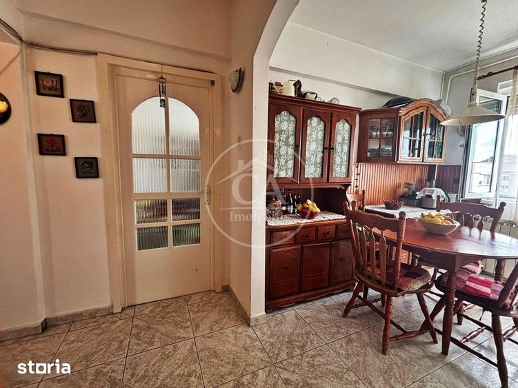 Apartament cu 3 camere decomandat în Dacia