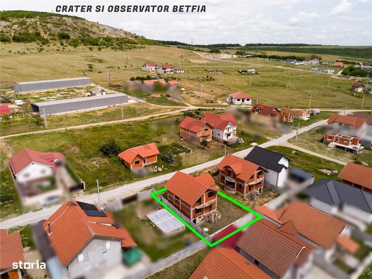 Casă cu 4 camere cu Teren 300 Mp în Betfia