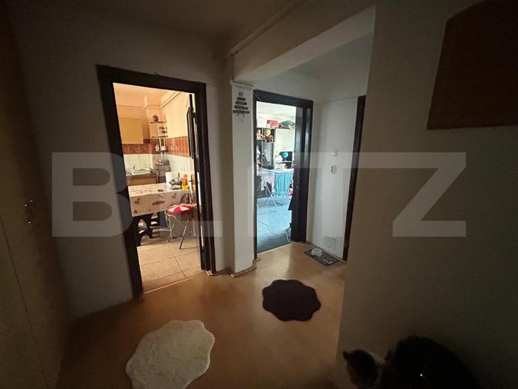 Apartament 3 camere, decomandat, 66 mp, zona Micro 5 - 8