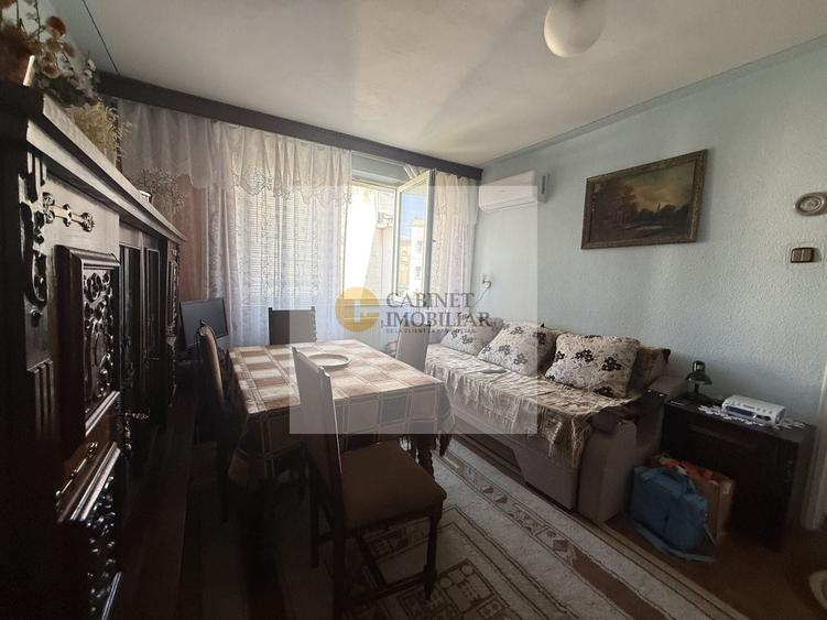Apartament cu 2 camere semidecomandat, mobilat în Universitate