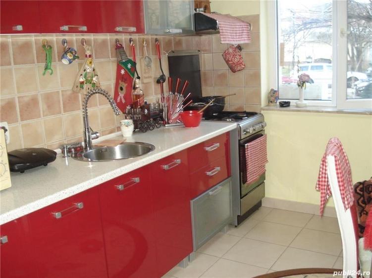 Casă cu 3 camere decomandat în Gării