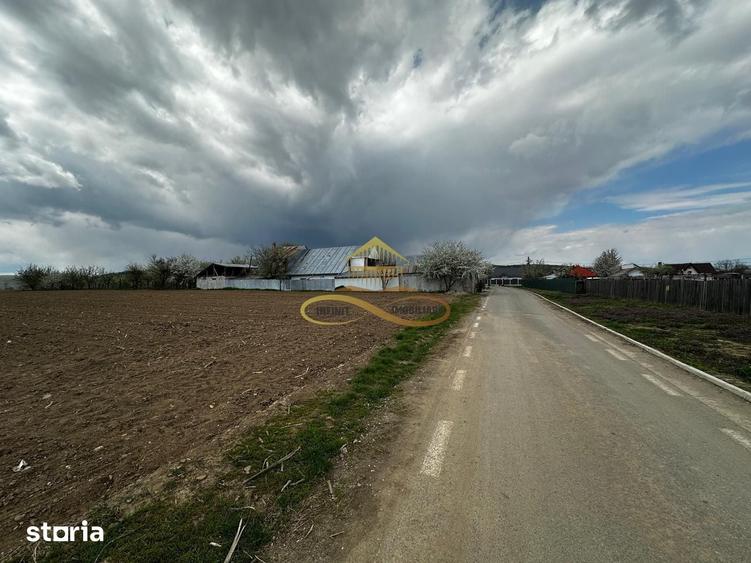 Teren de 4374 mp, în Hemeiuș