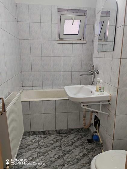 Apartament cu 2 camere semidecomandat în Teilor