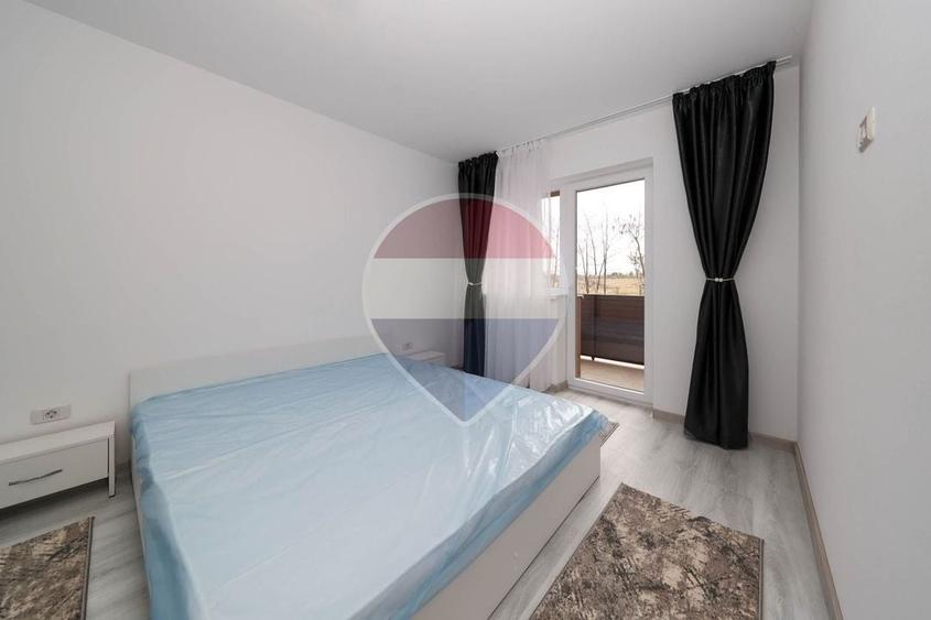 Apartament cu 2 camere semidecomandat în Sânpetru