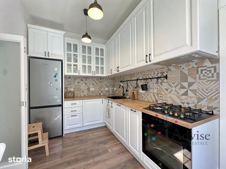 Apartament cu 3 camere, mobilat în Centrul Istoric