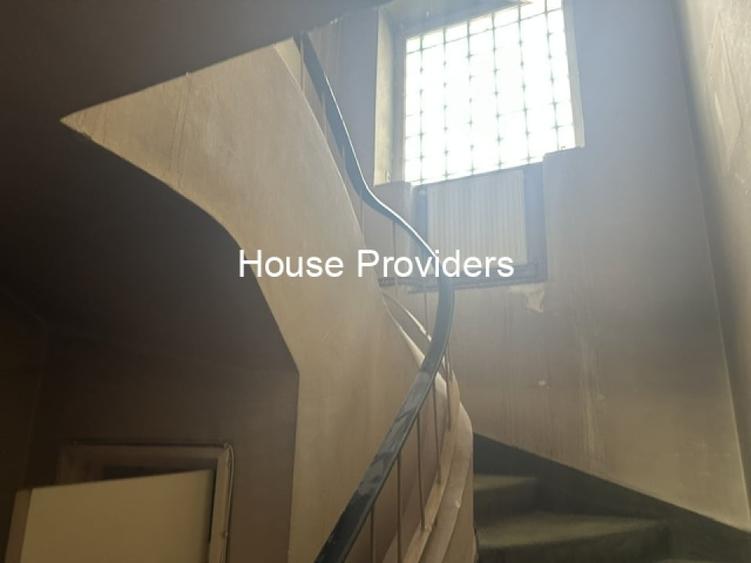 Penthouse cu 5 camere în Cotroceni