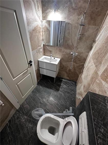 Apartament cu 4 camere decomandat în Frumoasa