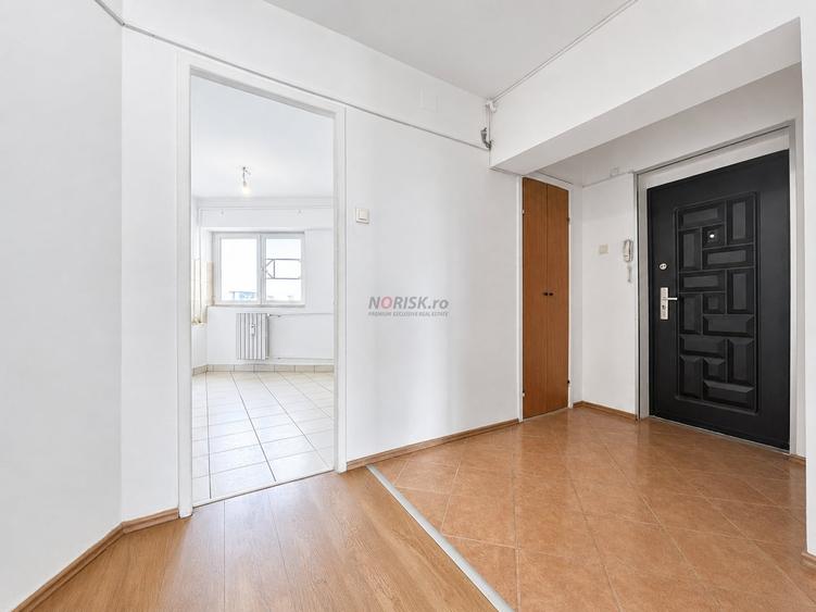 Apartament cu 4 camere decomandat în 13 Septembrie
