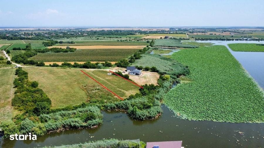 Teren de 3800 mp, în Gruiu