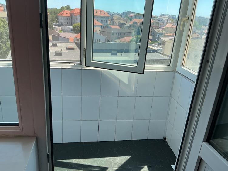 Apartament cu 2 camere decomandat suprafata 52mp etaj 7/10 - 3