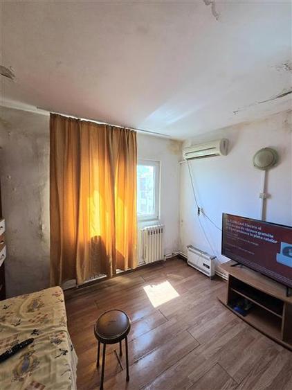 Garsonieră semidecomandată în Central