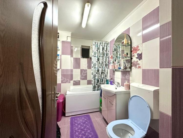 Apartament cu 3 camere decomandat, mobilat în Iris