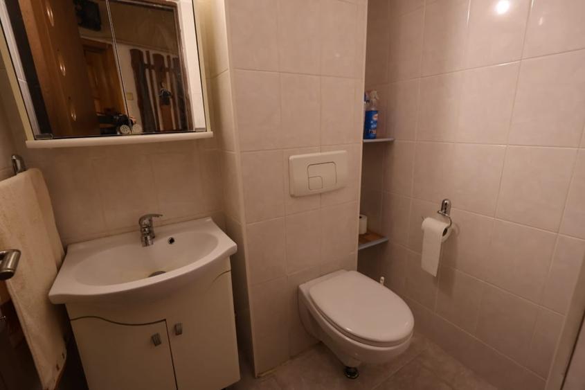 Apartament cu 4 camere decomandat în Păcurari