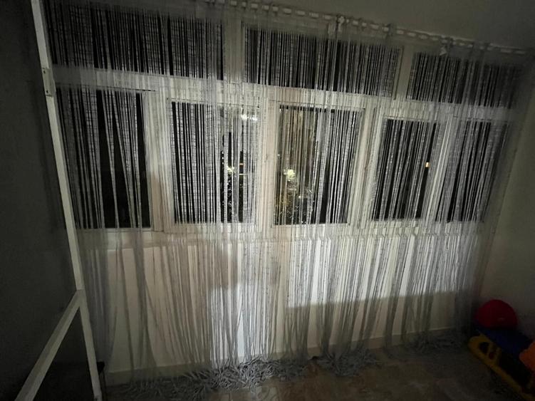 Apartament cu 3 camere decomandat în Exterior Vest