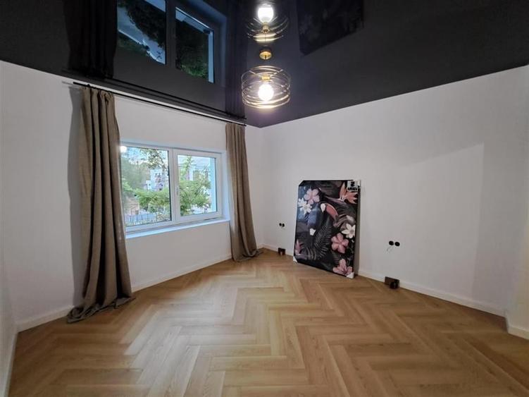 Casă individuală cu 4 camere cu Teren 540 Mp în Spitalul Județean