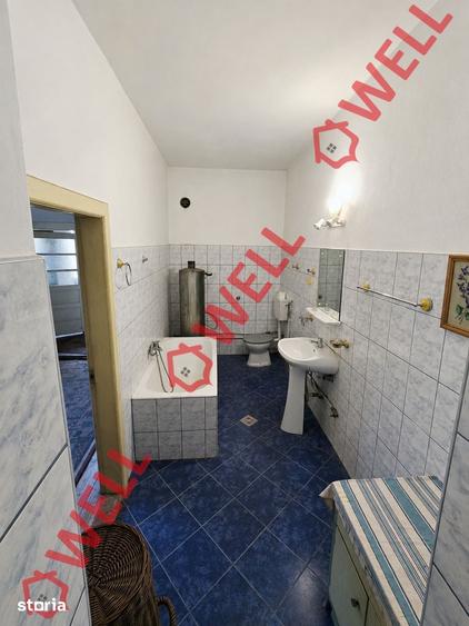 Casă cu 5 camere cu Teren 892 Mp în Aita Mare