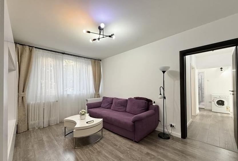 Apartament 4 camere renovat etaj 3 metrou Romancierilor - 4