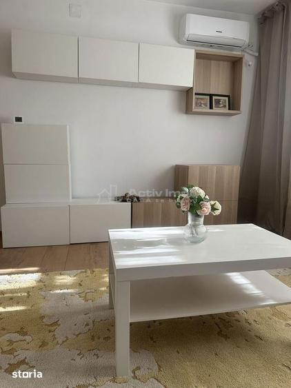 Apartament cu 3 camere decomandat în Vitan